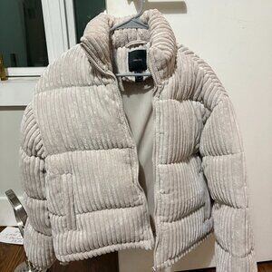 Forever 21 Cream Corduroy Puffer Jacket S , Never Worn